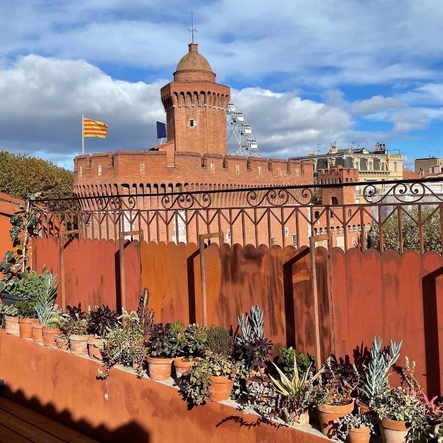 Ennea - Jacuzzi & Luxury Suites (Adults Only) Perpignan Bagian luar foto